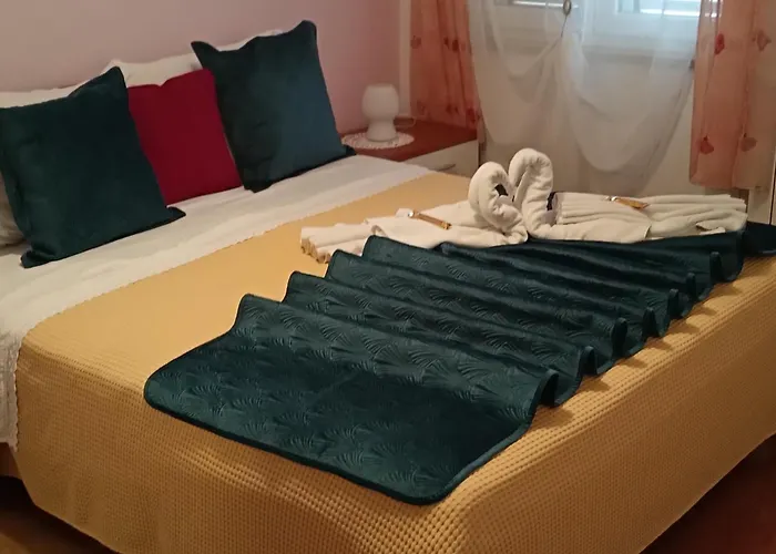 Apartments And Rooms Punta